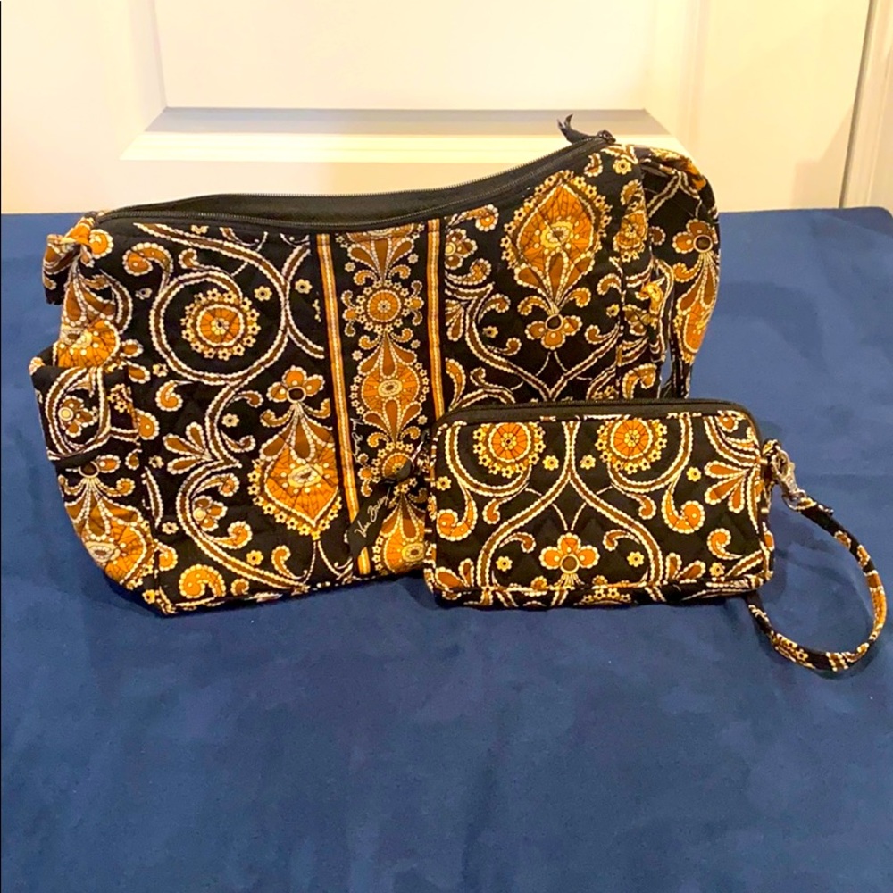 Vera Bradley Caffe Latte should bag and wristlet